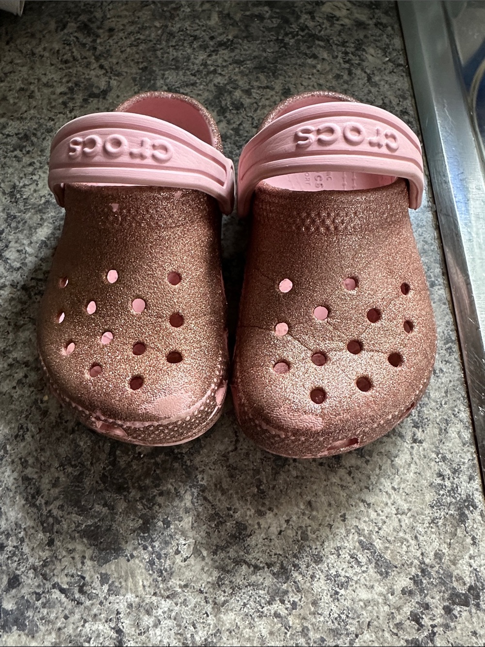 CROCS - Picture 2 of 7